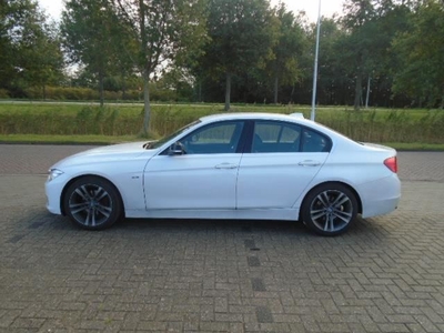 BMW 3-serie 320d EfficientDynamics Edition High Executive