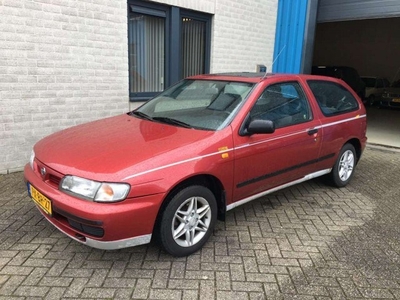 Nissan Almera 1.6 GX AIRCO APK SPORT