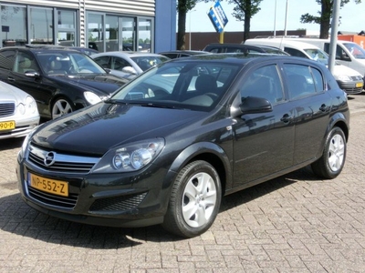 Opel Astra 1.6 Cosmo