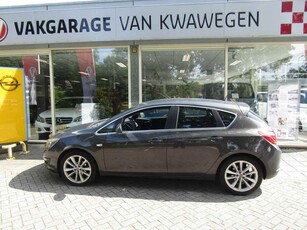 Opel Astra 1.4 TURBO BLUET. 18