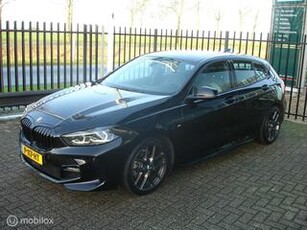 BMW 1-SERIE 118i Sport Executive Navigatie,Climatecontrol