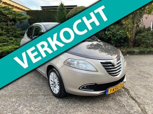 Lancia Ypsilon 0.9 TwinAir Platinum, ECC, PDC, Navi, NAP