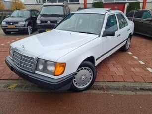 Mercedes-Benz 200 200-500 (W124) 300 D 5 bak , Schuifdak, Nivoregeling