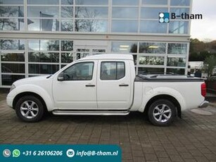 Nissan NAVARA 2.5 dCi 4x4 SE Double Cab LONG