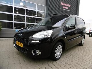 Peugeot PARTNER 120 1.6 e-HDI L1 Navigatie Airco Zwart