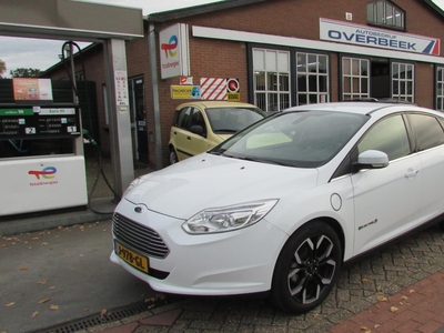 FORD FOCUS Titanium Electric