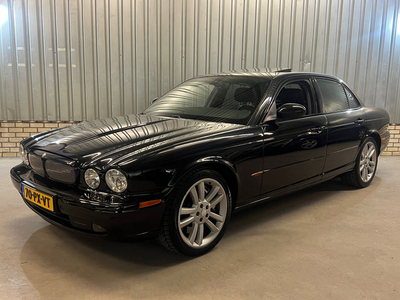 Jaguar XJ 4.2 V8 Supercharged Automaat XJR uitvoering, TOPSTAAT & NWE APK