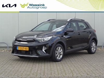 KIA STONIC DynamicLine 100pk Navigatie | Airco | Parkeercamera | Cruise control