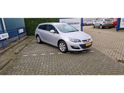 Opel Astra Benzine