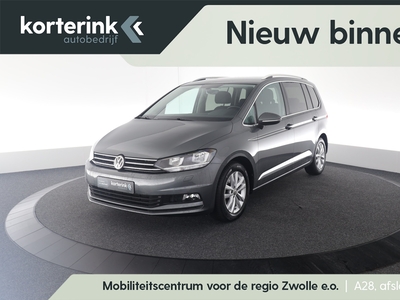 VOLKSWAGEN TOURAN 1.4 TSI Highline 7p / Adaptive cruise control / Navigatie / Parkeersensoren voor/achter