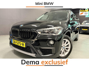 BMW X1 SDrive20i High Executive PANO/LED/LEDER/H-UP/NAVI/ECC/PDC/CRUISE///