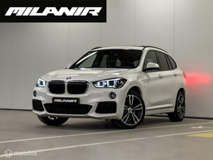 BMW X1 sDrive20i M sport pakket | Pano | H&K | Headup | Leer