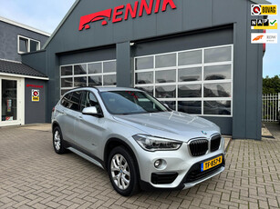 BMW X1 XDrive20i High Executive / Sport / Head-Up / Leder / Trekhaak .