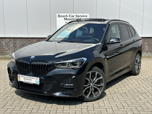 BMW X1 xDrive25e M-Sport | HUD | Pano | Harman & K | Adaptiv CC | 19'' | High Executive | Noodremsyst assist - Snelh-/afstandsreg- Camera Interesse, Proefrit? Bel of app met: 06-24 28 28 42