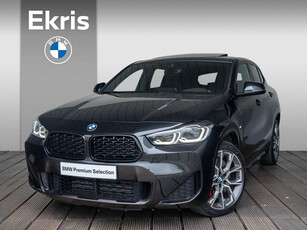 BMW X2 sDrive20i High Executive / Model M Sport / Trekhaak / Glazen panoramadak / M Sportremsysteem Rot