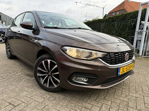 Fiat Tipo 1.3 MULTIJET LOUNGE NAVI/CRUISE/STOELVERWARMING/CLIMATE