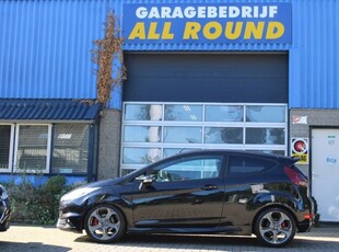 Ford Fiesta 1.6ST2 182 PK stoelverw. camera navigatie