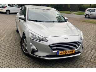 Ford Focus EcoBoost Trend Edition Business | Cruise Control | Apple CarPlay | Navigatie | Rondom parkeersensoren |