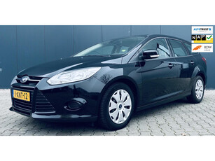 Ford Focus Wagon 1.0 EcoBoost Edition Airco Cruise Navi Trekhaak