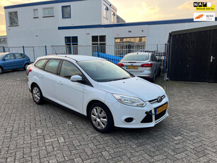 Ford Focus Wagon 1.0 EcoBoost *MOTOR DEFECT*