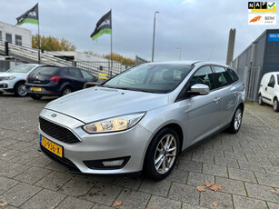 Ford Focus Wagon 1.0 Titanium 6bak