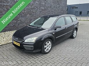 Ford Focus Wagon 1.6-16V Champion /Trekhaak / Cruise / Airco