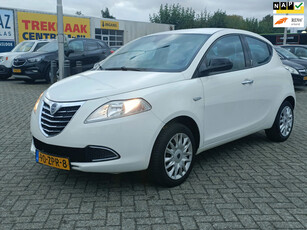 Lancia Ypsilon 0.9 AUTOMAAT/CRUISCONTROL/NAP/PARKSENSOR