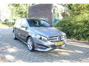 Mercedes-Benz B-klasse 180 Ambition Automaat (Navigatie) 93.000 Km