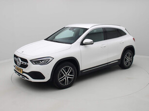 Mercedes-Benz GLA 180 Business Solution Luxury