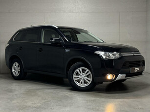 Mitsubishi Outlander 2.0 PHEV Navi Cruise Camera Trekh. NAP