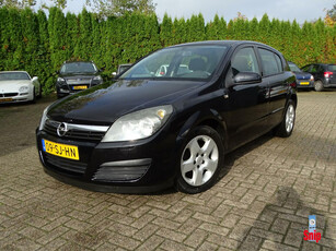 Opel Astra 1.6 Business