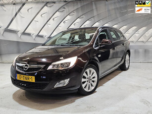 Opel Astra Sports Tourer 1.4 Cosmo navi clima pdc