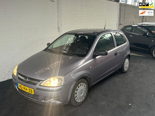 Opel Corsa 1.2-16V Rhythm