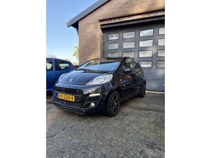 Peugeot 107 1.0 Black & Silver 5Drs/Airco/Led/Alcantara/NAP