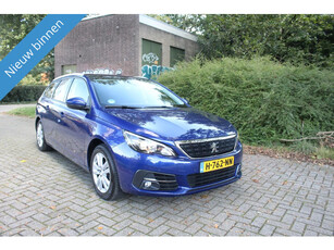 Peugeot 308 SW 1.2 PureTech Blue Lease Executive (Panoramadak, Navi) 108.000 Km