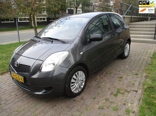 Toyota Yaris 1.3 VVTi Terra 1E EIGENAARS AUTO (RDW GECONTROLEERD)