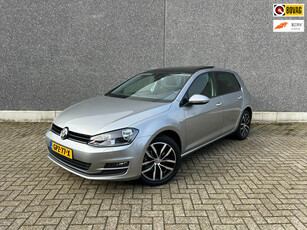 Volkswagen GOLF 1.2 TSI Highline | PANO | STOELVERWARMING | CC | PDC | APK T/M 31-1-2026 | AFLEVERBEURT | COMPLEET ONDERHOUDEN