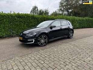 Volkswagen Golf 1.4 TSI GTE | Panoramadak | Achteruitrij camera