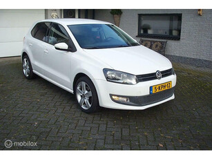 Volkswagen Polo 1.4-16V Highline Airco Nieuwe APK!