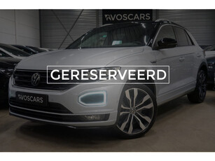 Volkswagen T-Roc 1.5 TSI Sport 3x R-Line * Fabrieksgarantie - Trekhaak - Camera - Keyless - Virtual *