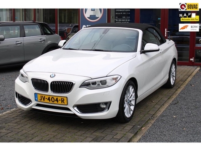 BMW 2-serie Cabrio 218i High Executive TREKHAAK NAVI LEER