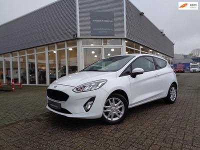 Ford Fiesta 1.1 / Climate / Cruise Control / Navigatie / Pdc