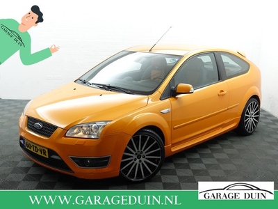 Ford Focus 2.5-20V ST 300PK- Miltek Uitlaat, Recaro Sport