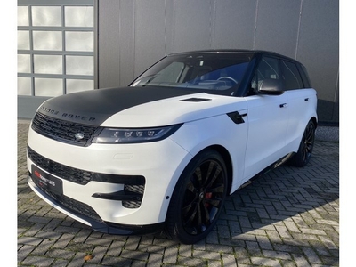 Land Rover Range Rover Sport P530 First Edition Panorama