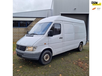 Mercedes-Benz Sprinter 207D 207 208D 814D SPRINTER LANG