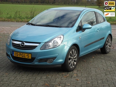 Opel Corsa 1.2-16V Color Edition