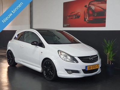 Opel Corsa 1.2-16V Sport OPCAircoNaviHalf-Leder