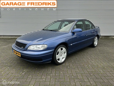 Opel Omega 2.2i-16V Business Edition Schade ! Climate