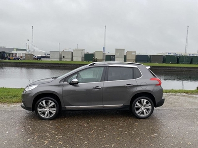 Peugeot 2008 - 1.6 VTi FélinecruiseNavipanoPDC leer