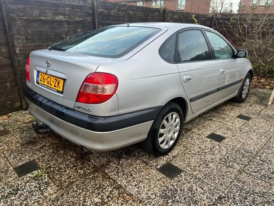 Toyota Avensis - 1.8 16v Linea Sol Verkocht!! (bj 2001)